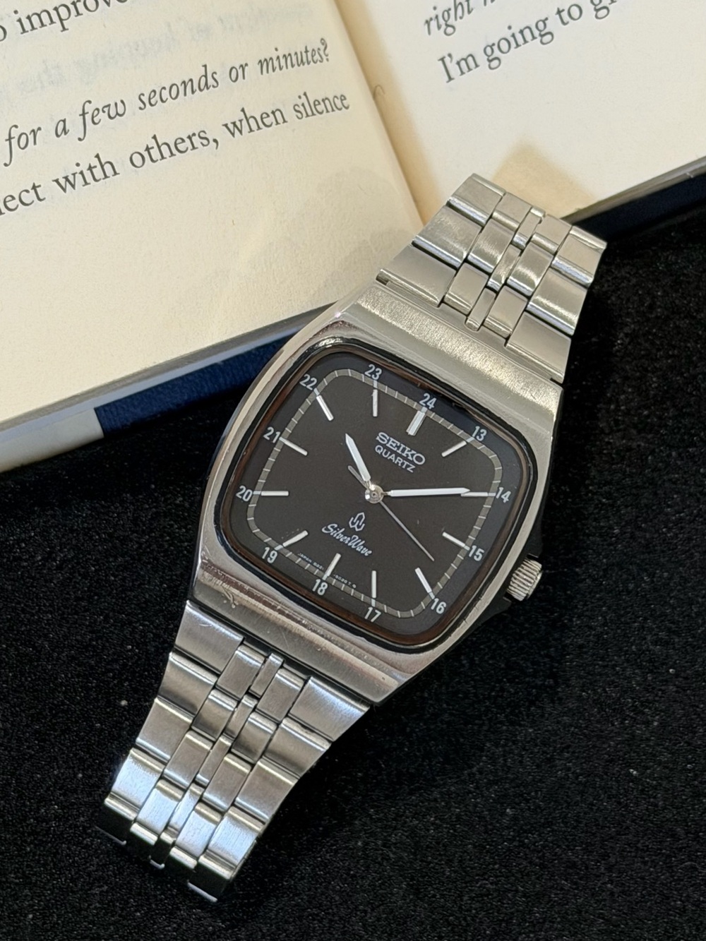 Vintage 1980 Seiko Silverwave 8221-502A Men’s Watch